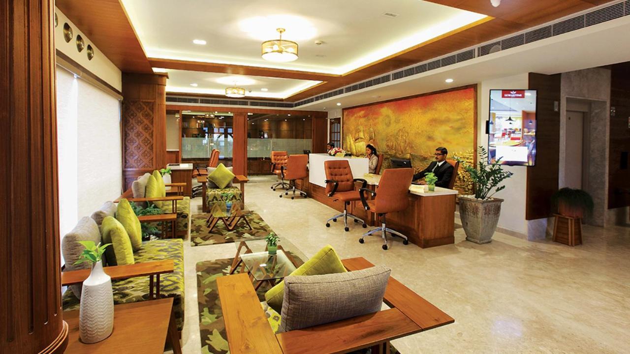 Le Maritime, Kochi By Westbridge Hotel Exterior photo