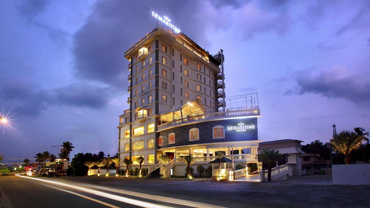 Le Maritime, Kochi By Westbridge Hotel Exterior photo