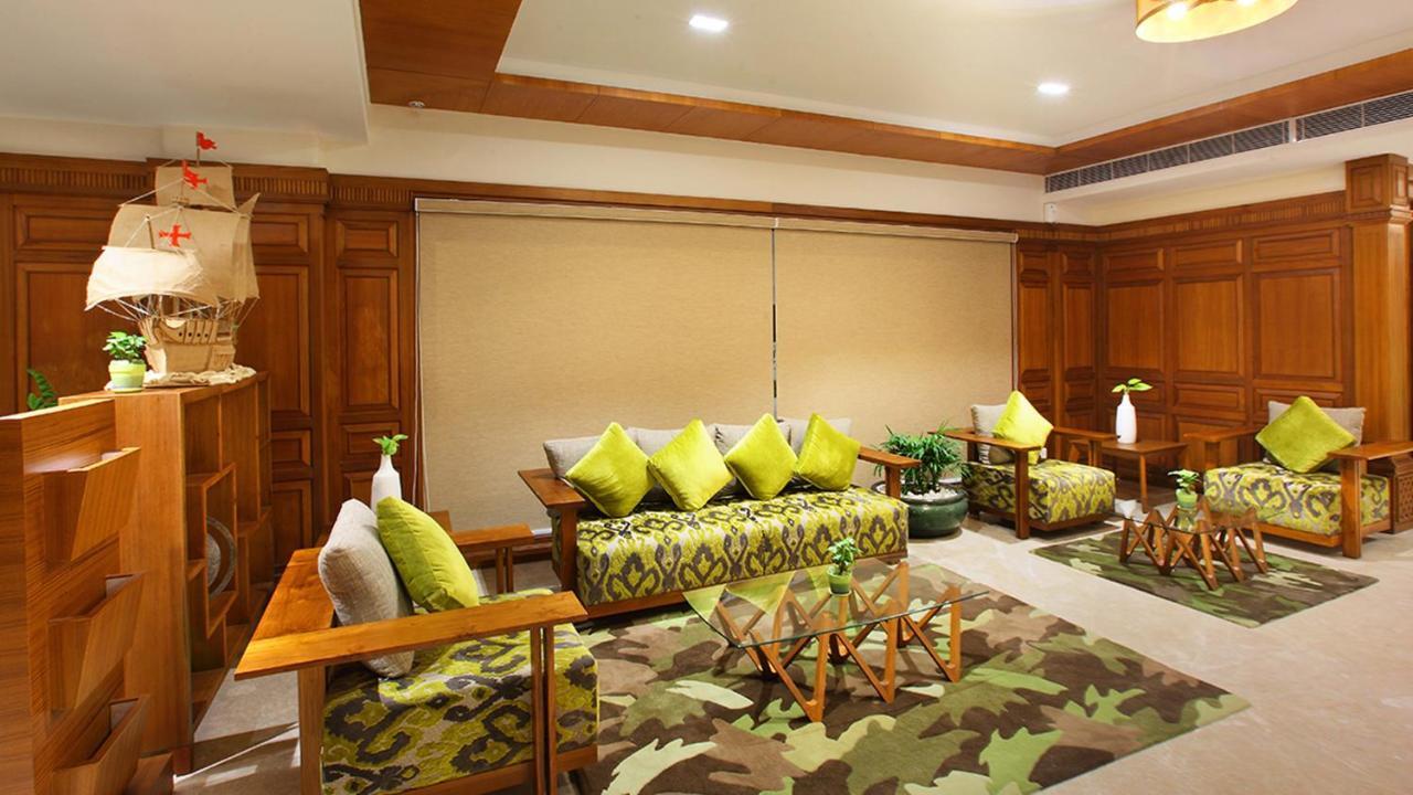 Le Maritime, Kochi By Westbridge Hotel Exterior photo