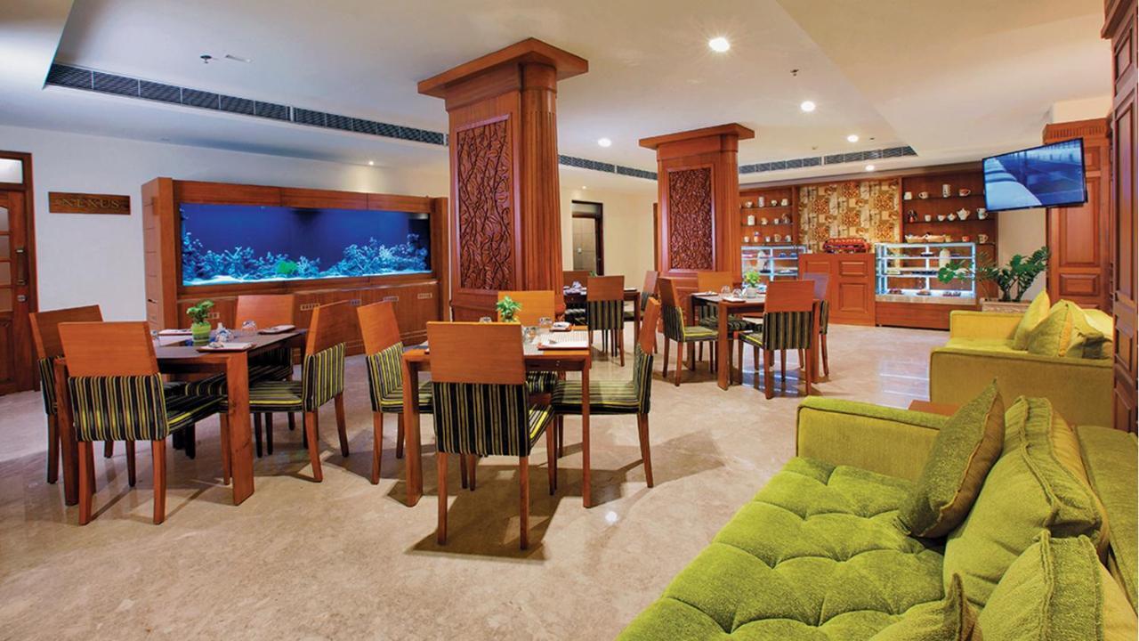 Le Maritime, Kochi By Westbridge Hotel Exterior photo