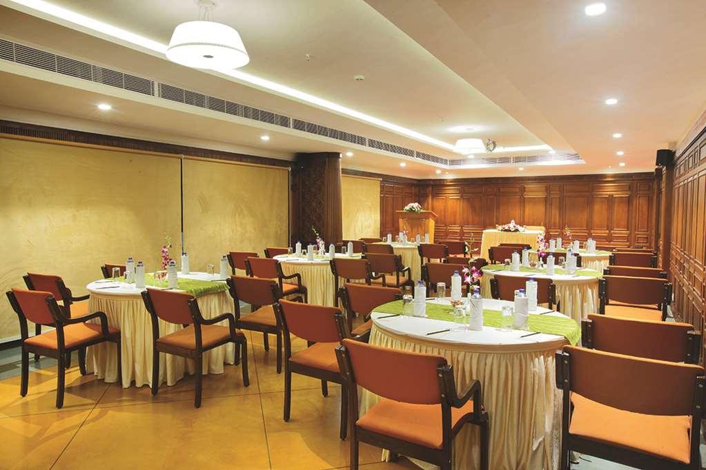 Le Maritime, Kochi By Westbridge Hotel Restaurant photo