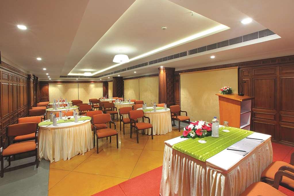 Le Maritime, Kochi By Westbridge Hotel Restaurant photo